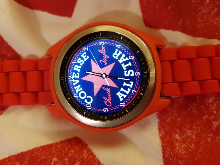 red converse watch